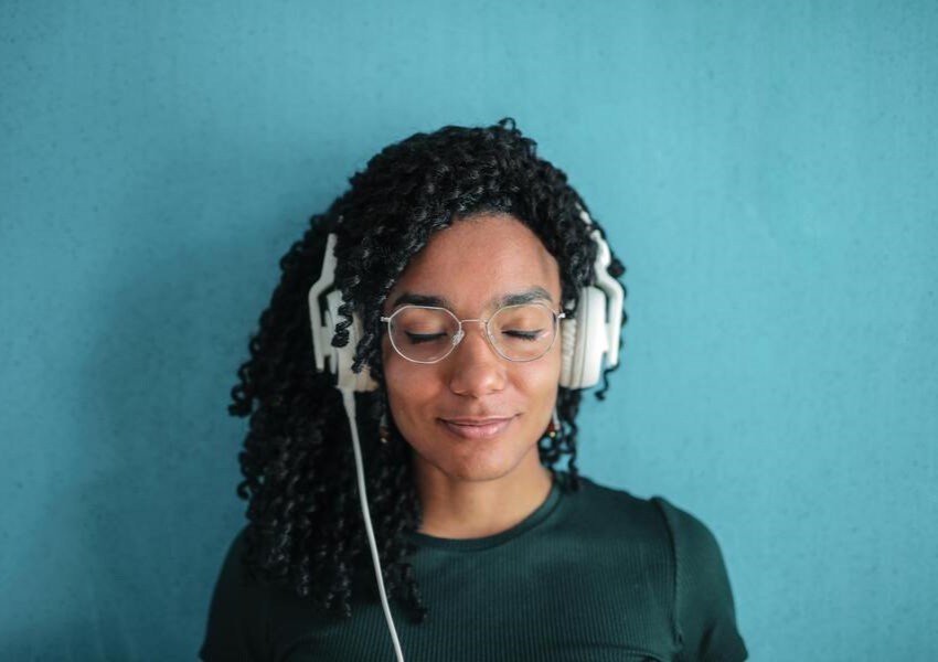 Best Noise-Canceling Headphones for Work and Travel